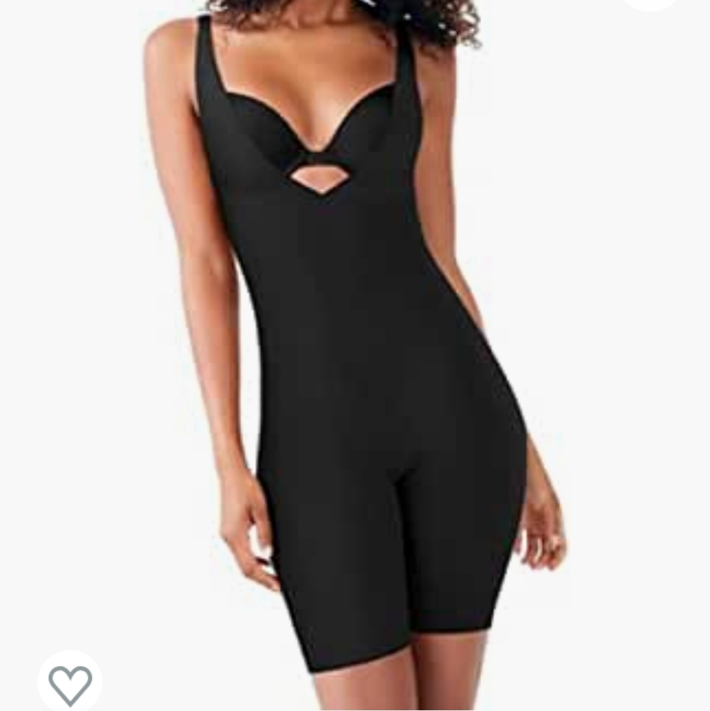NWT Maidenform Open Bust Singlet